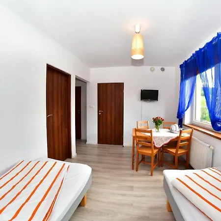 Valle Nocleg ze śniadaniem 3*